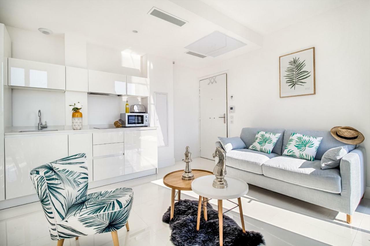 New ! Sea View Design + Balcony 203 Apartment วีลล์ฟรองซ์-ซูร์-แมร์ ภายนอก รูปภาพ
